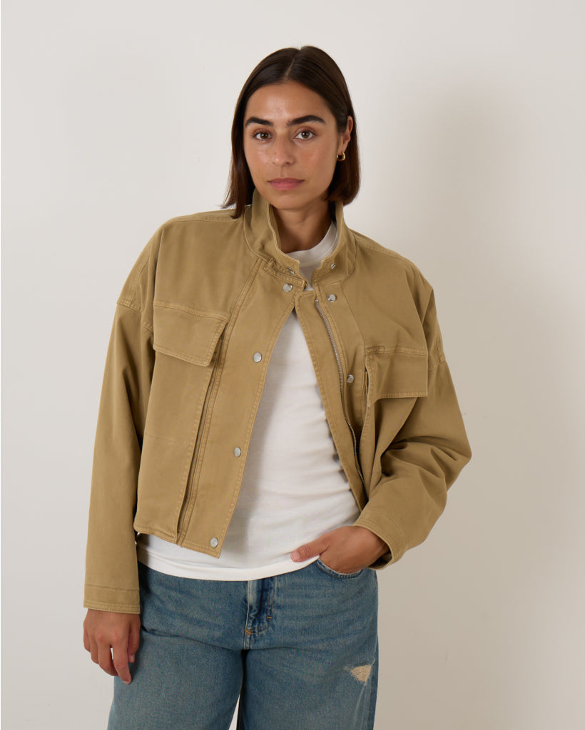 Closed Jas Kort Beige