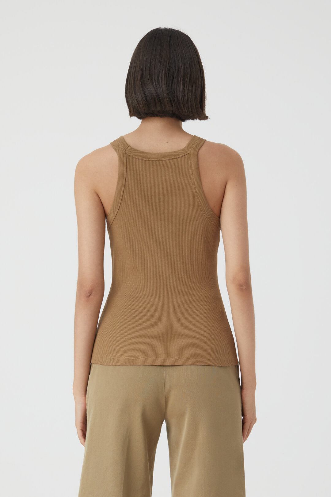 OUTLET Closed Tanktop in Ribjersey Nutmeg
