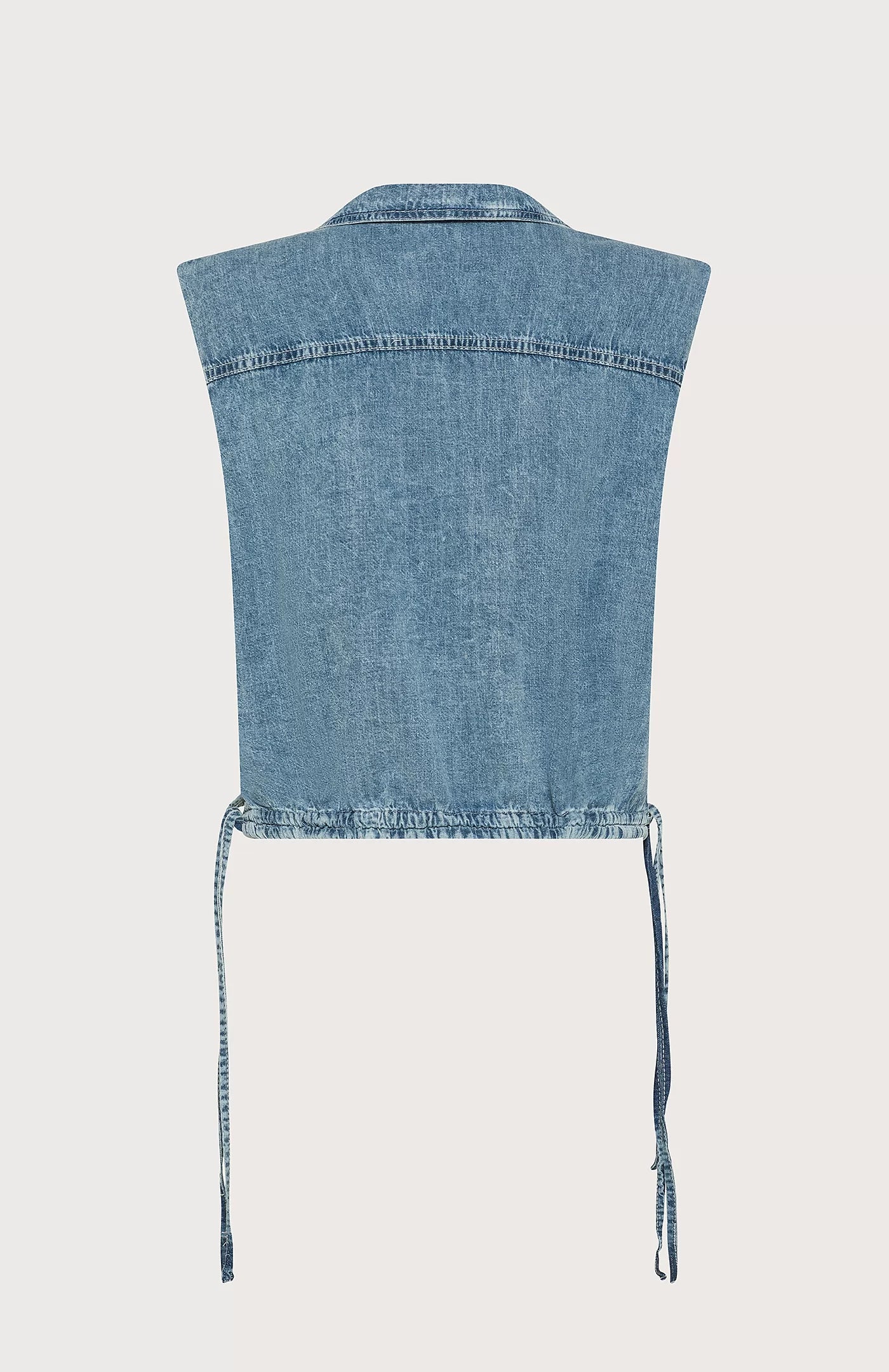 19.70 Top Mouwloos in licht gewassen denim