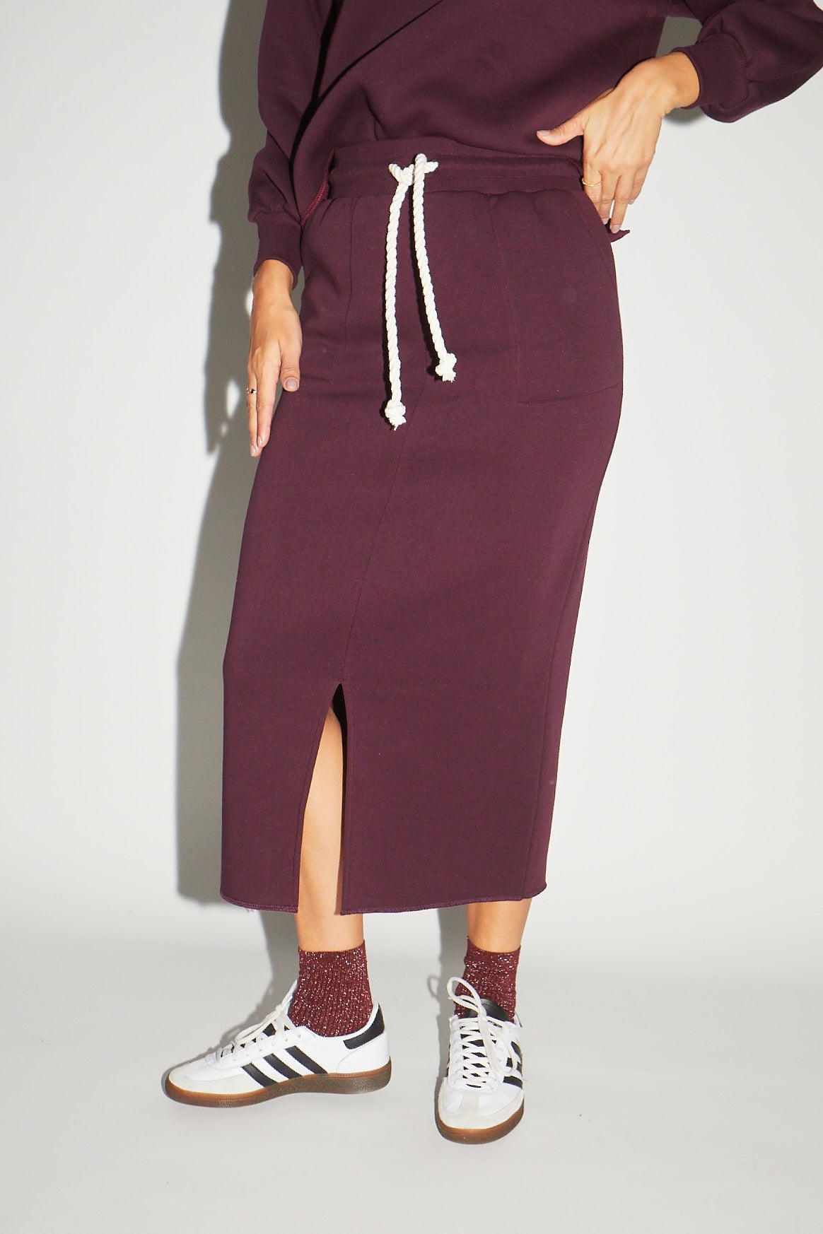 Re/Born Rok Estelle Vino