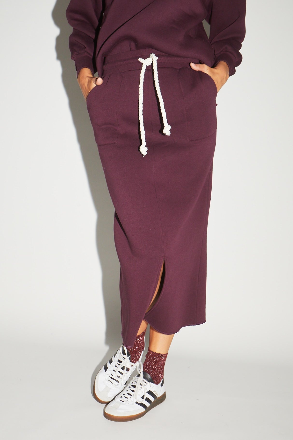Re/Born Rok Estelle Vino