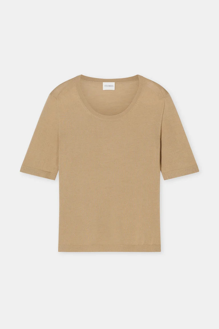 Closed Pull Ronde Hals Korte Mouwen Camel