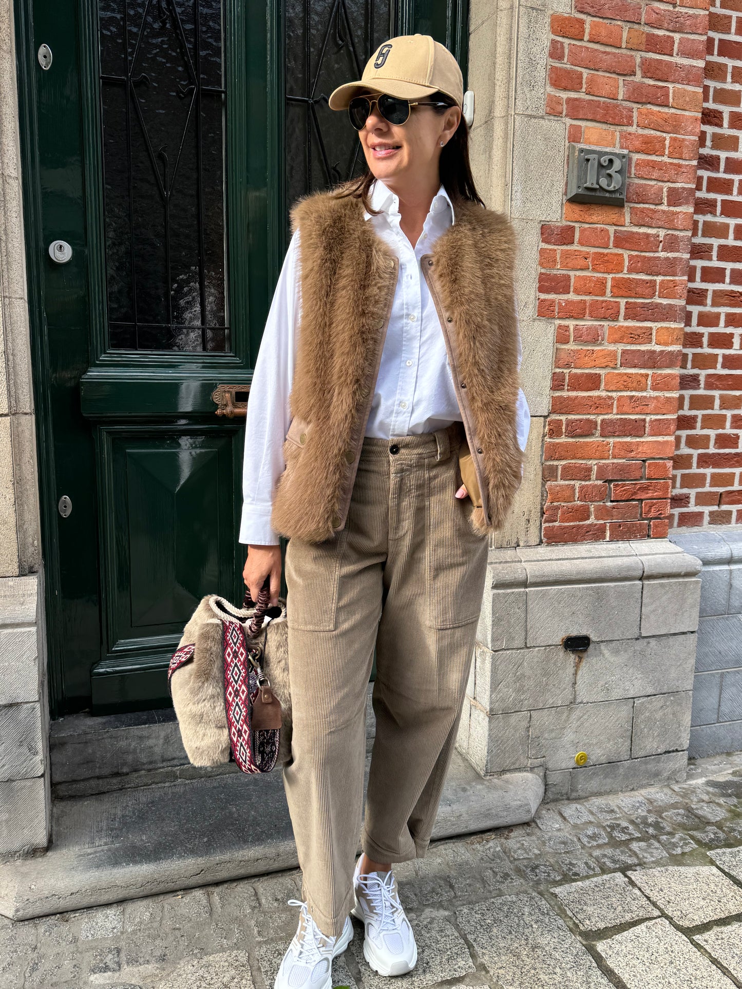 Closed Broek Barrel Rhannon Clay Beige