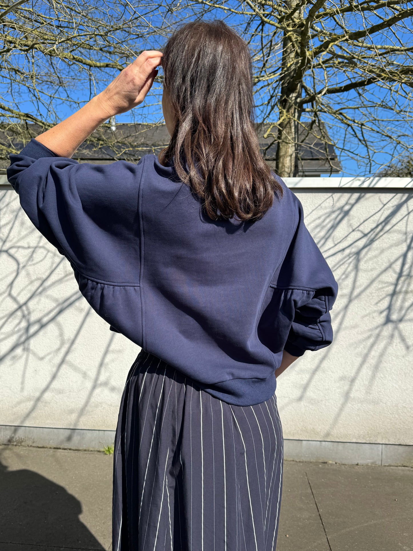 Jiji Studio Sweater Blaise Bleu Nuit (donker blauw)