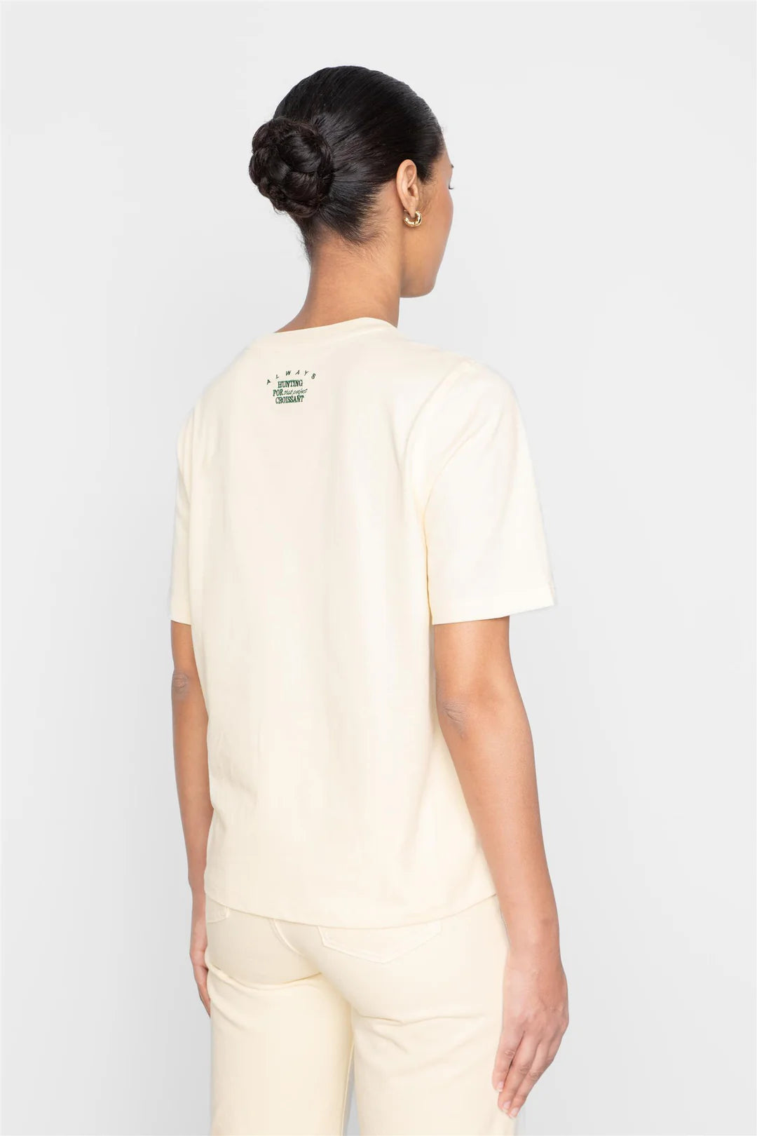 Camilla Pihl T-Shirt Ezra Croissant Light Yellow