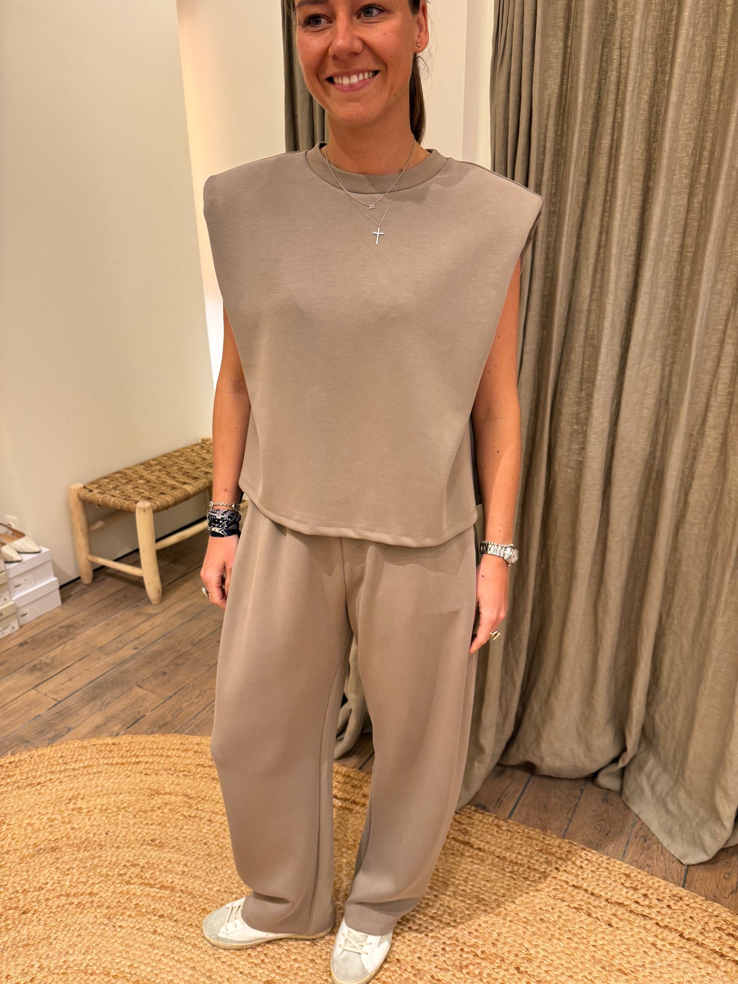 Eleh Top met Epauletten Grigio Fango