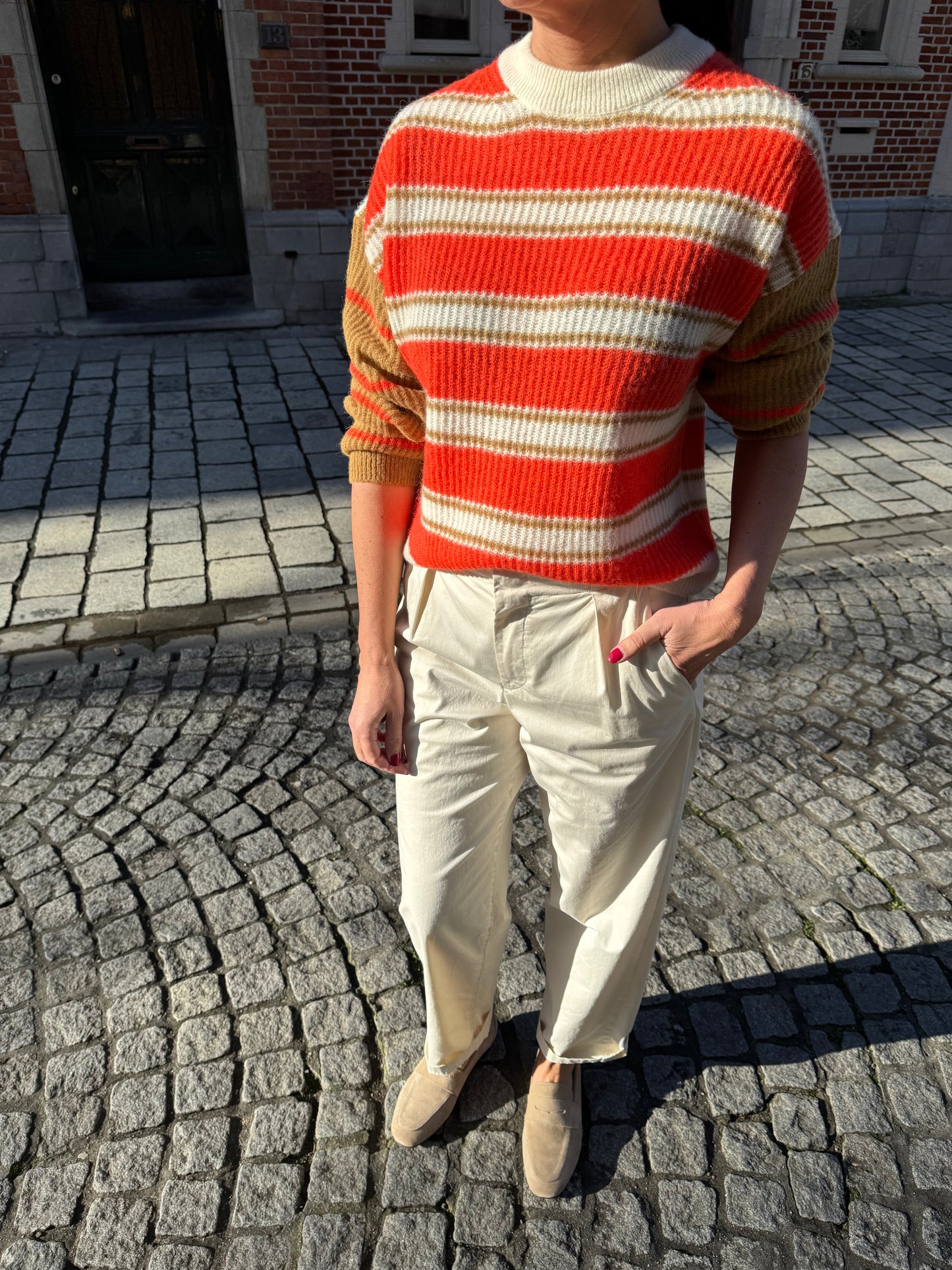 Closed Pull Ronde Hals Coral Red