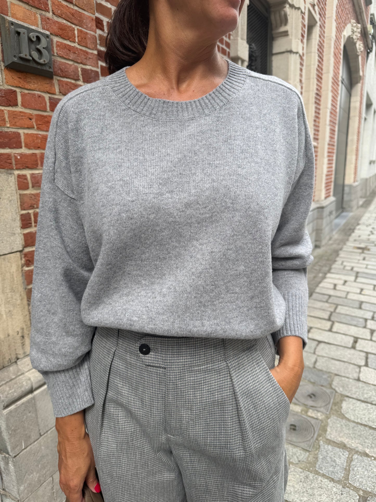 Closed Pull Ronde Hals Light Grey Melange