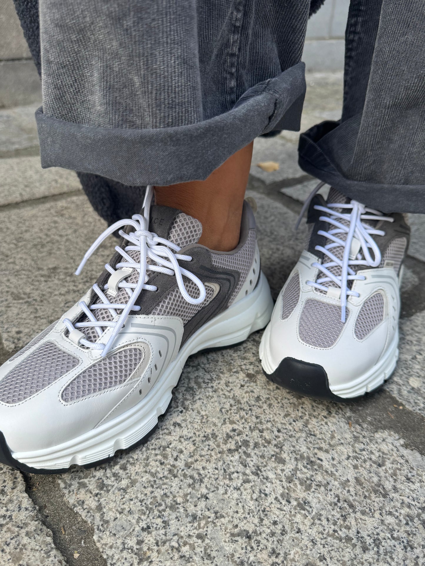 Janice Sneakers Bolt Grijs 899 Suede