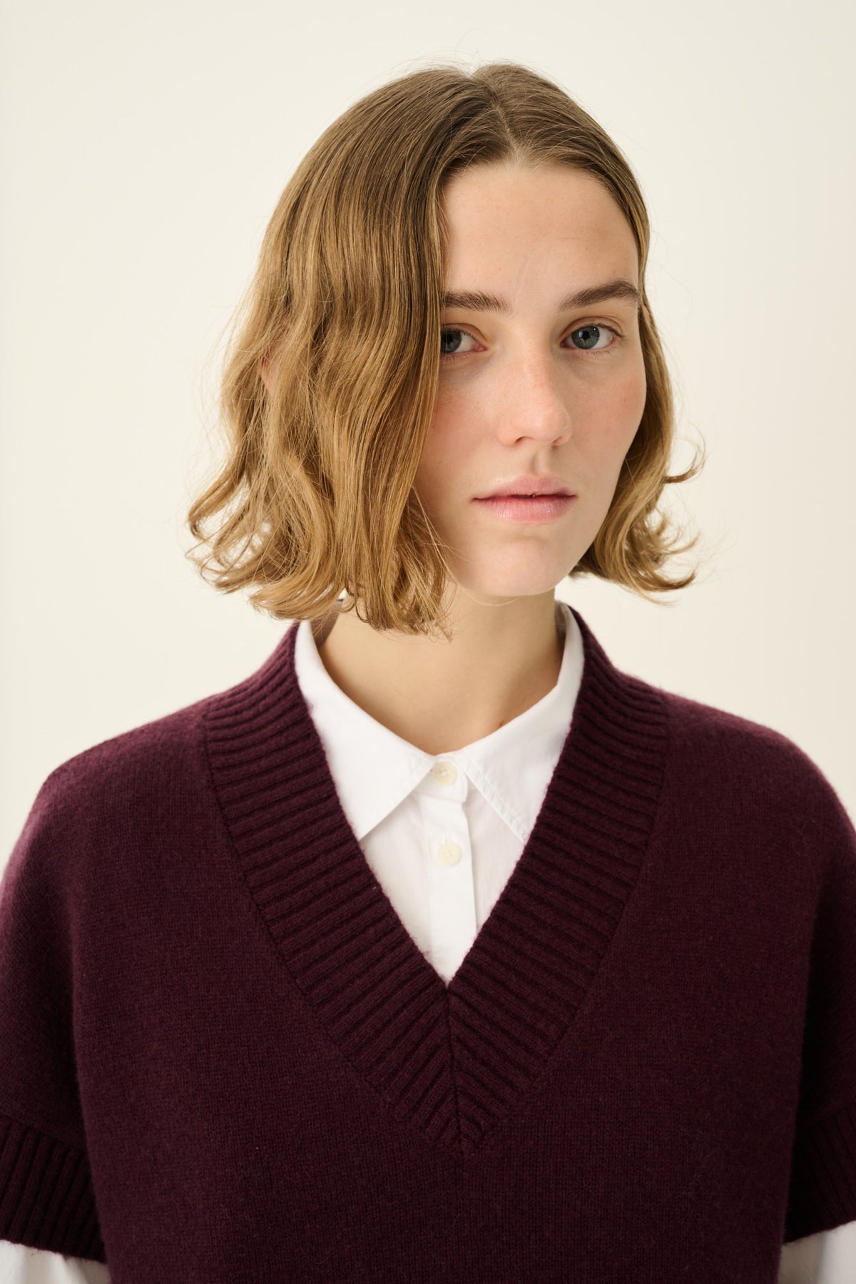 Rue de Tokyo Pull Kyro Merino Cashmere Aubergine