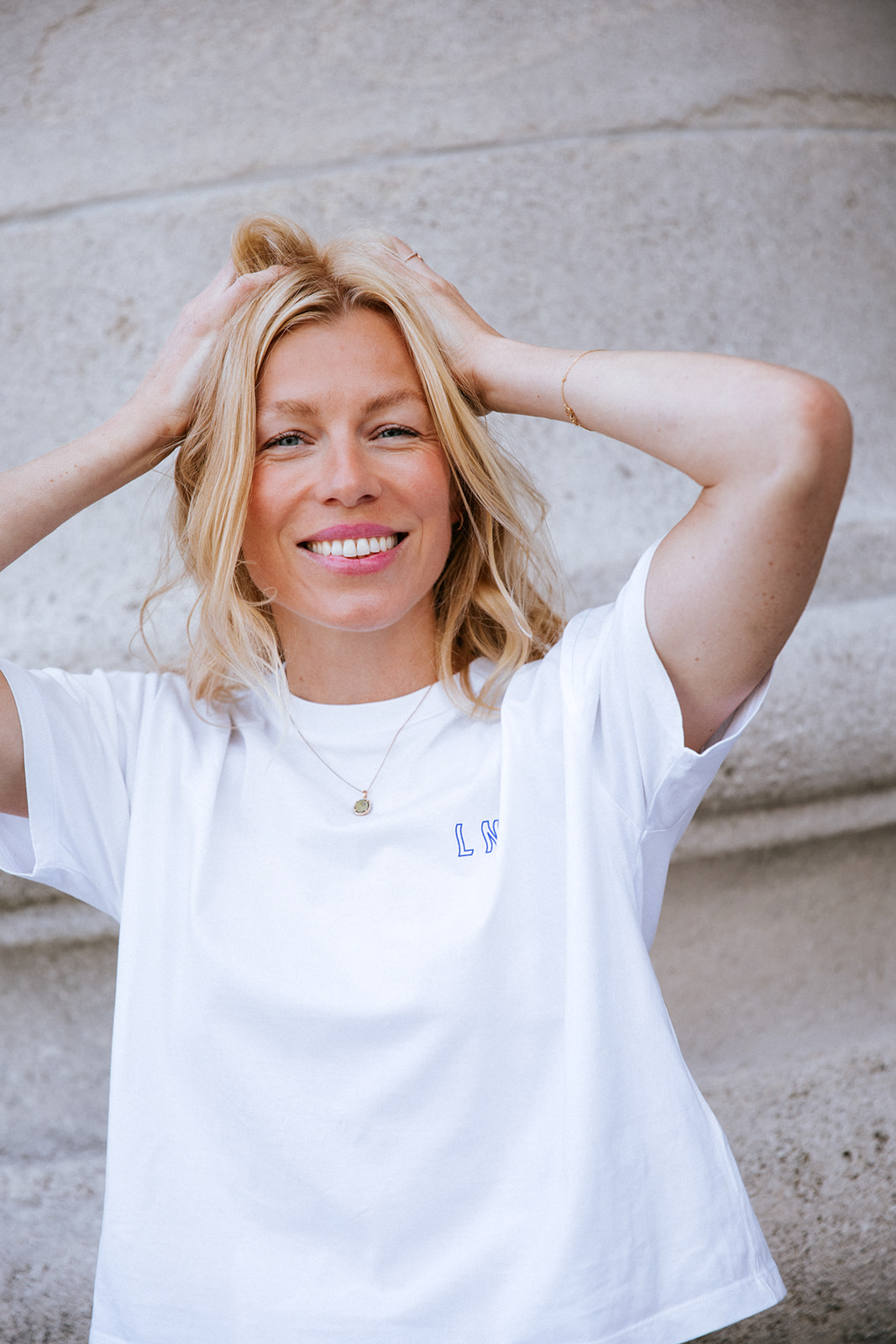 LNKnits T-Shirt 'It comes in Waves' White / Blue
