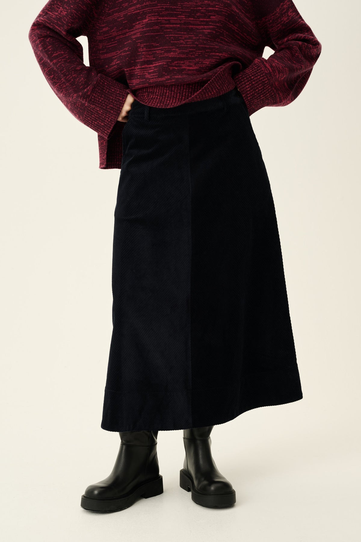 Rue de Tokyo Rok Pryma Organic Heavy Corduroy Ink Navy