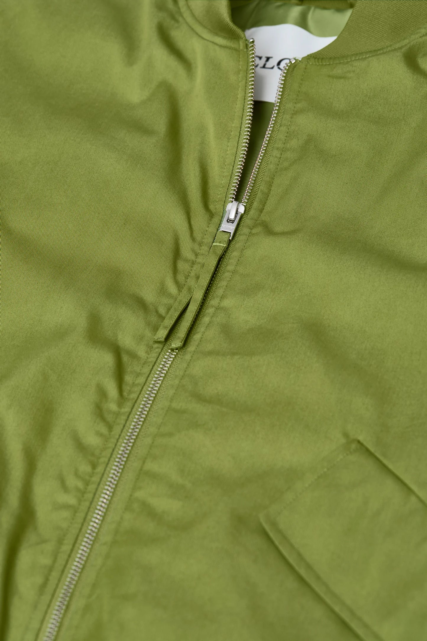 Closed Bomber Pistachio Green