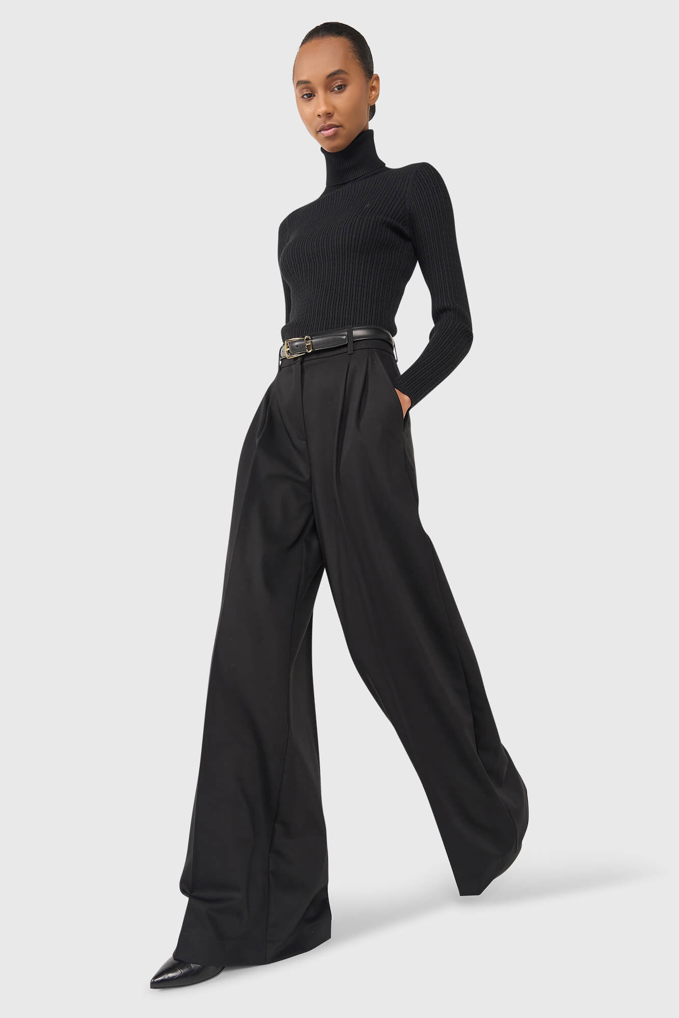 Janice Broek Dollar Black
