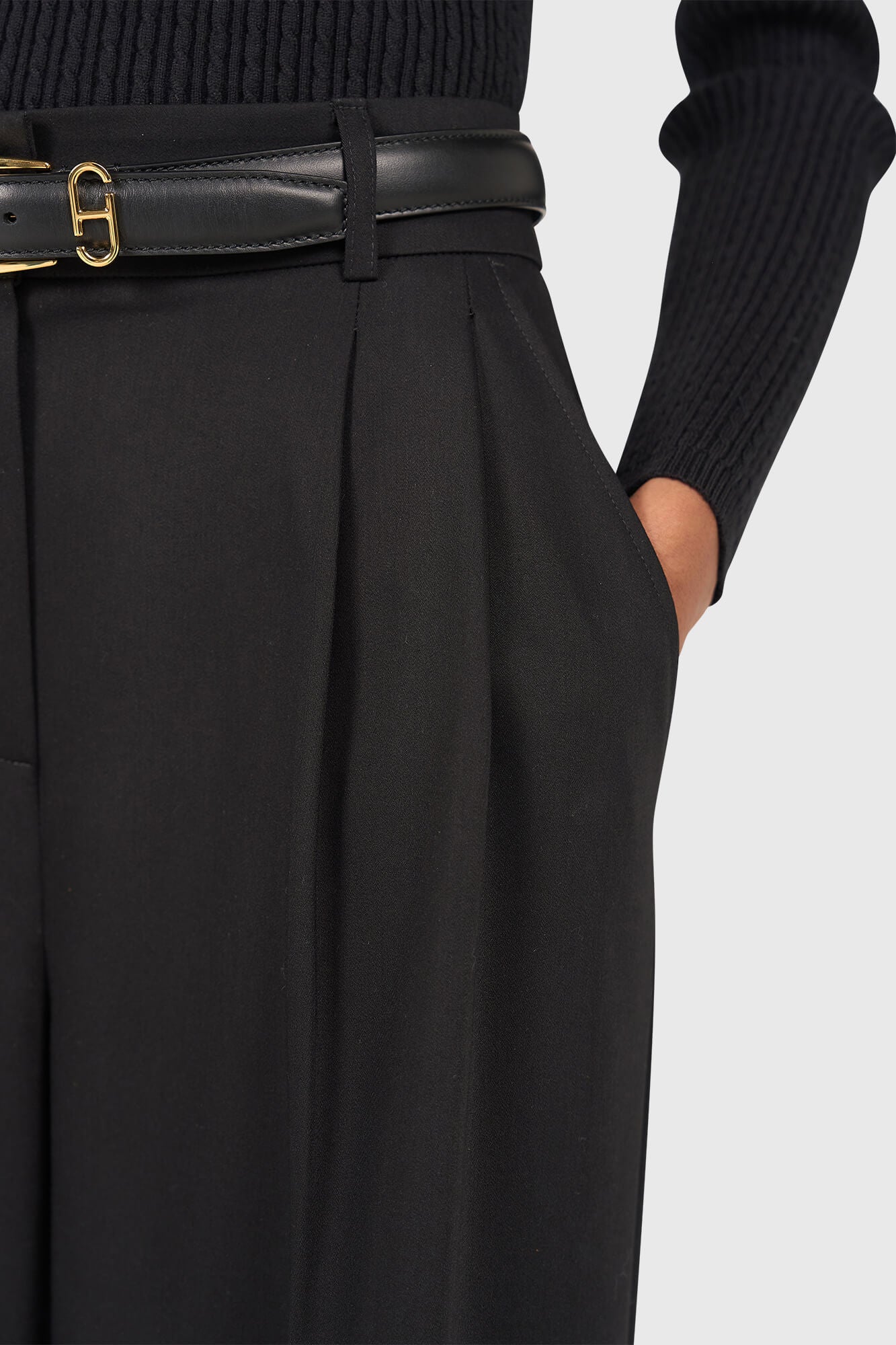 Janice Broek Dollar Black