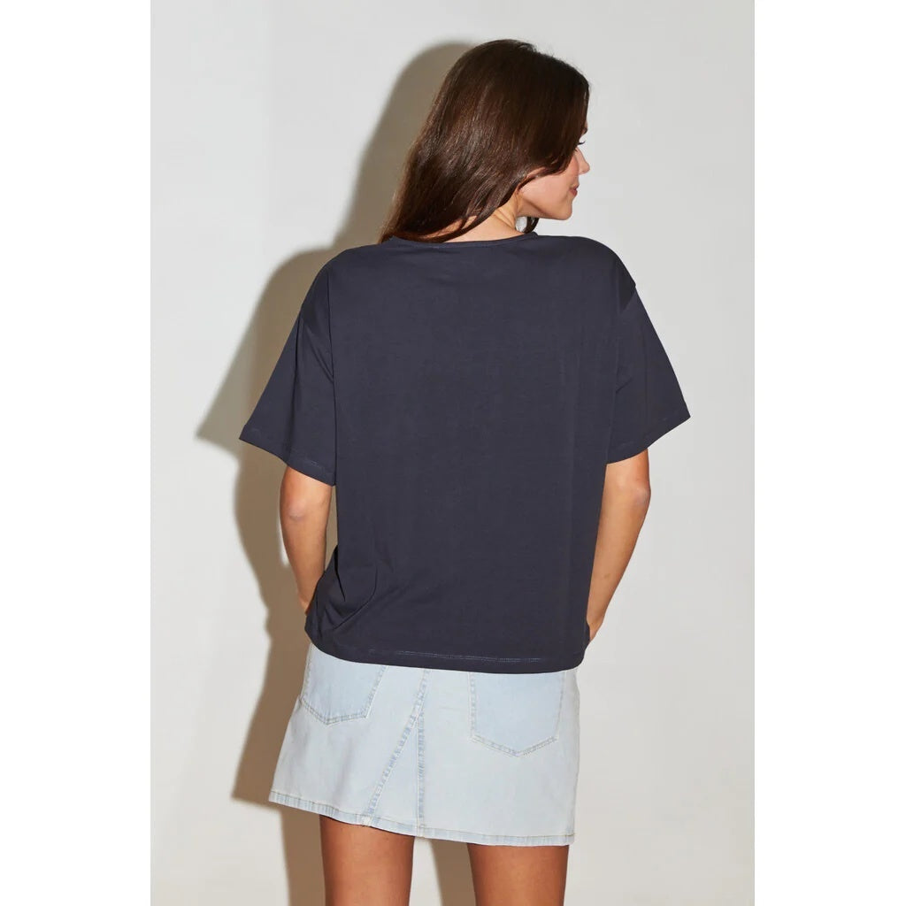 Re/Born T-Shirt Zoe Offblack