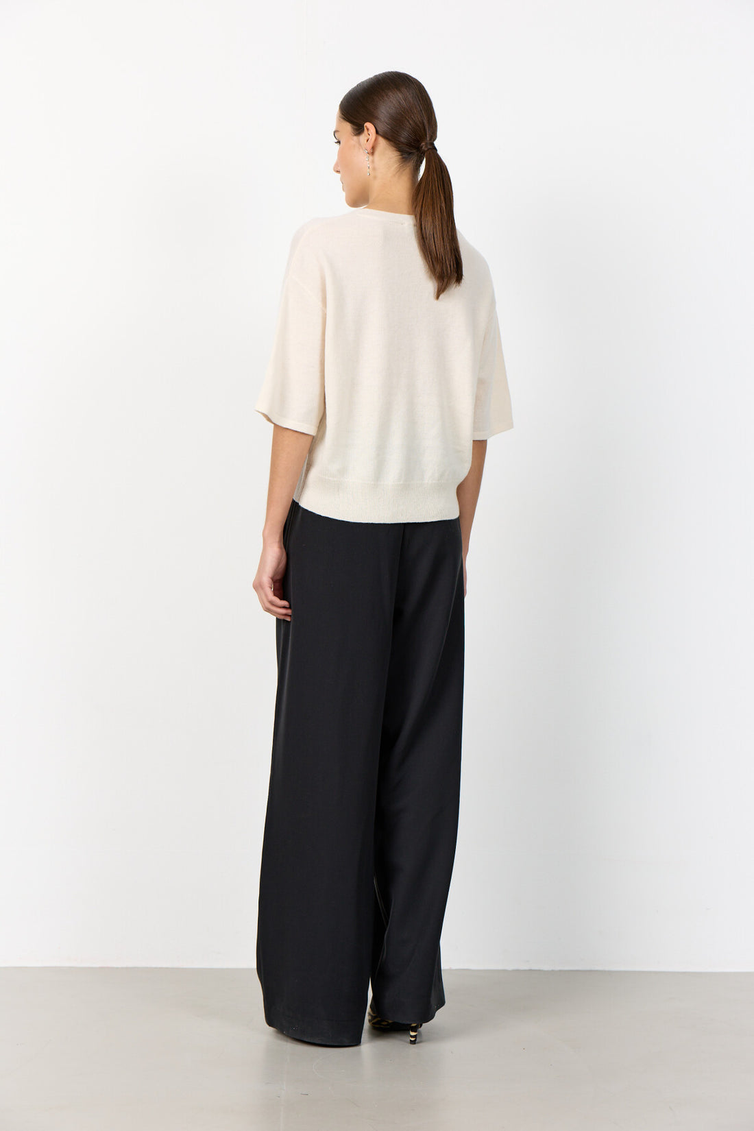 Leveté Room Pull Korte Mouwen Ismaila 23 Cream