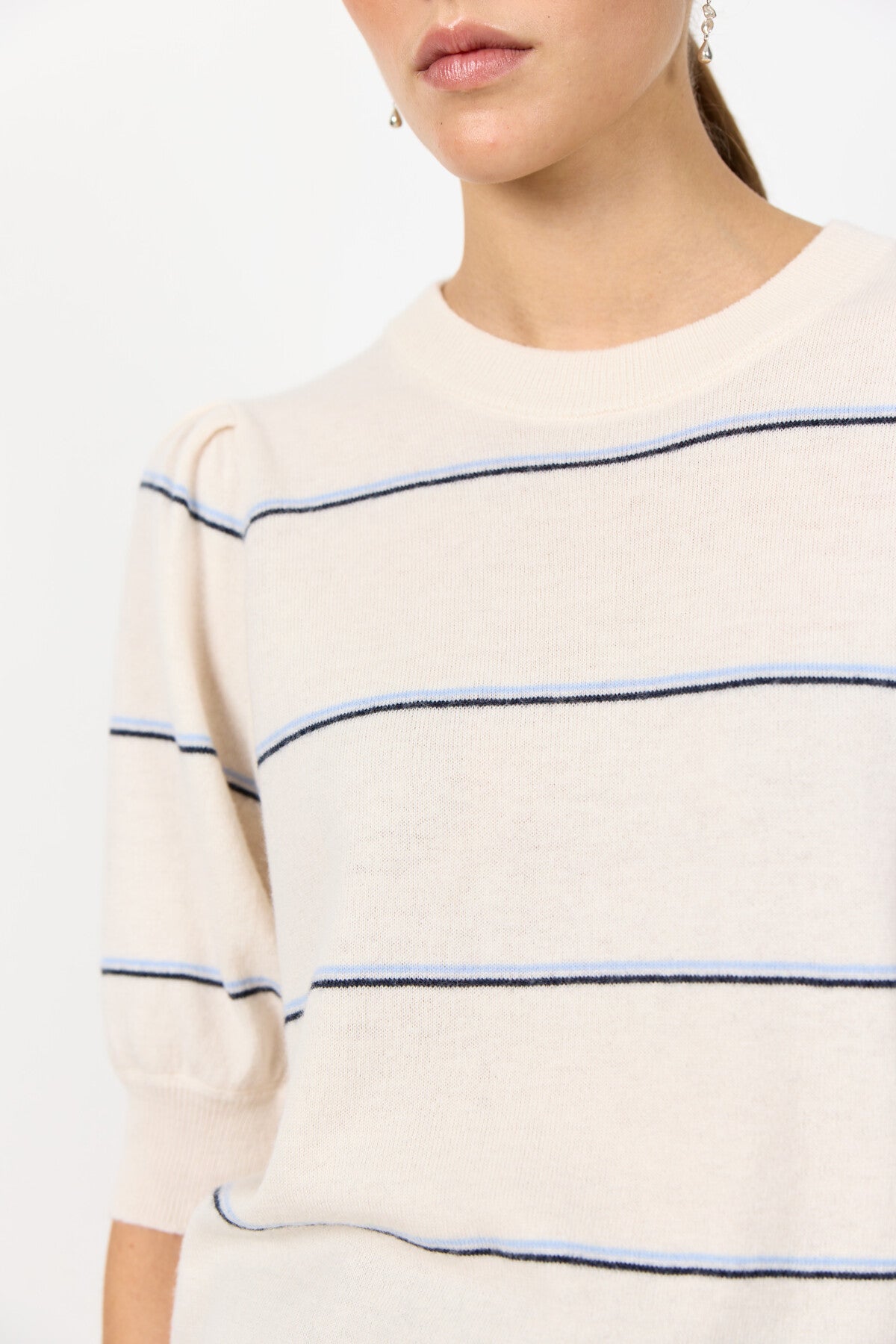 Leveté Room Pull Korte Mouwen Ismaila 18 Cream