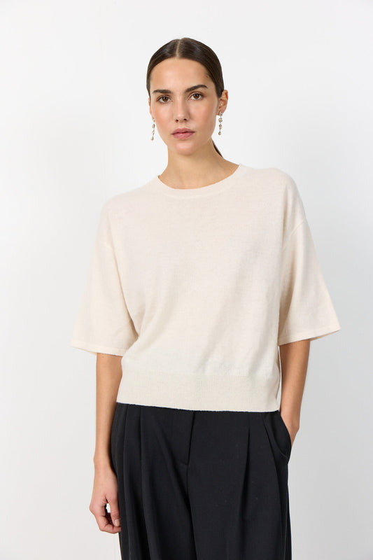 Leveté Room Pull Korte Mouwen Ismaila 23 Cream