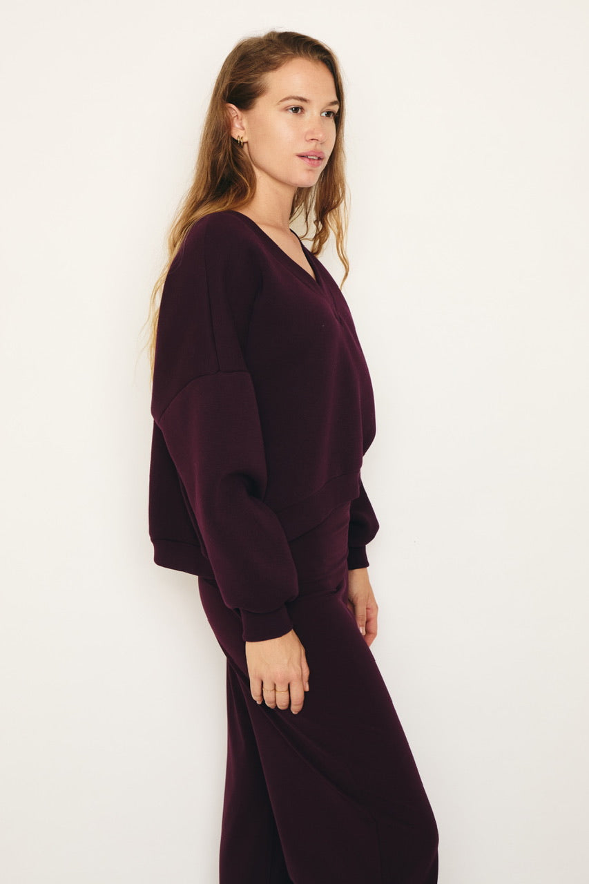 Re/Born Sweater Athena Vino