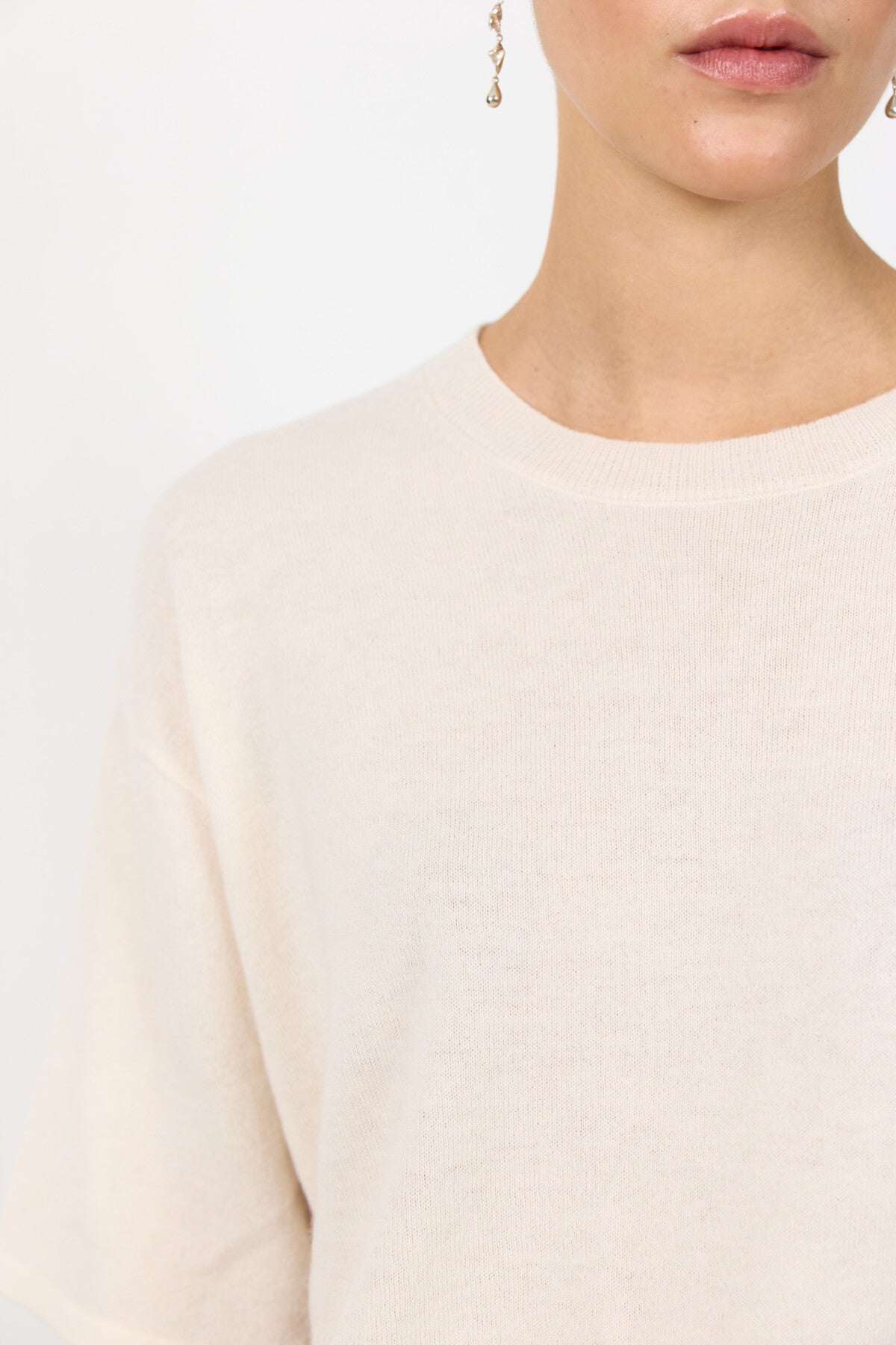 Leveté Room Pull Korte Mouwen Ismaila 23 Cream