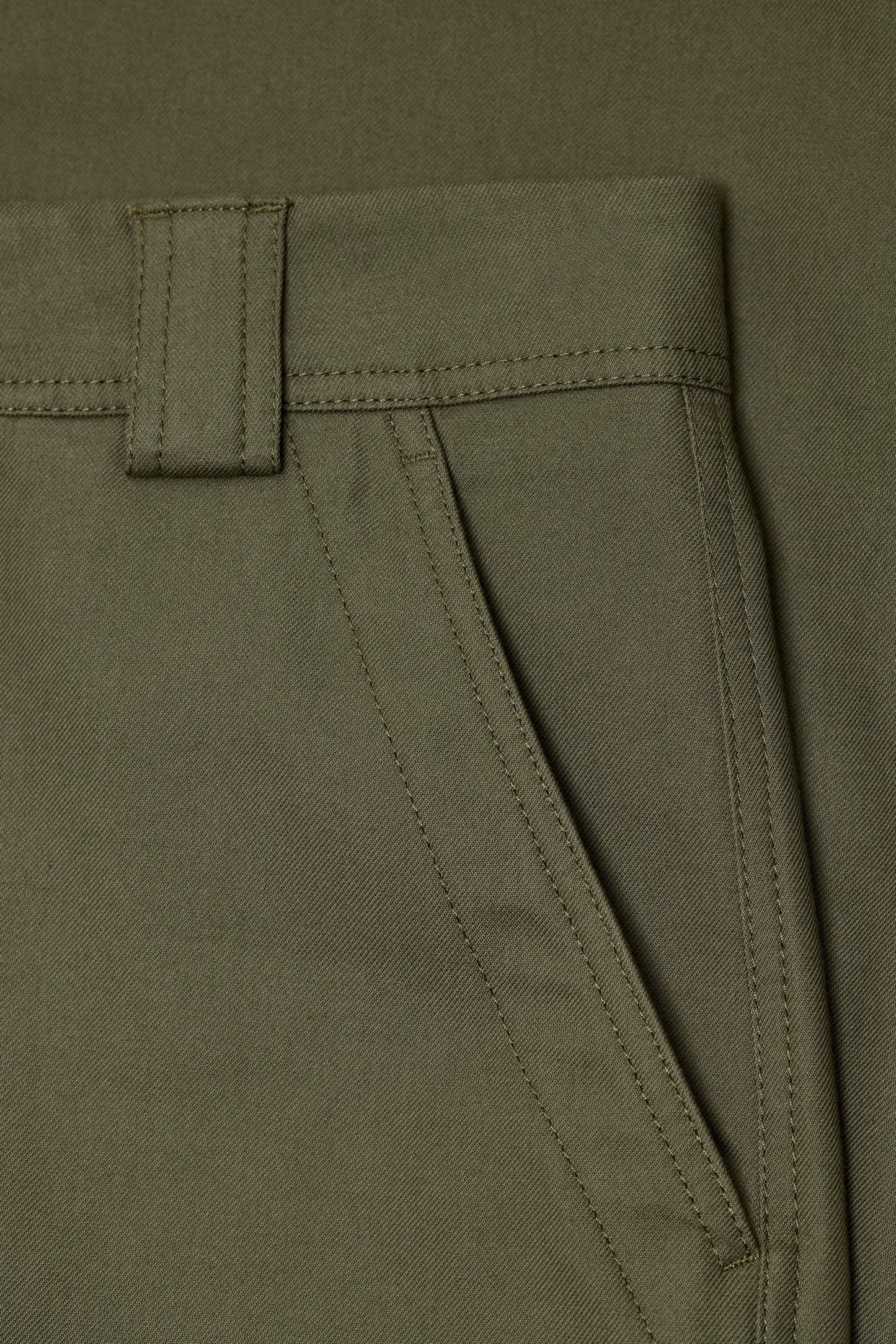 Closed Broek Romi Cypress Green (Olijfgroen)