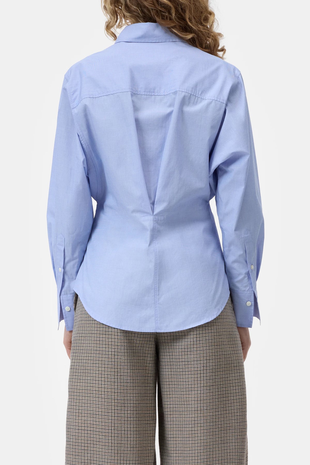 Closed Bloes Breeze Blue