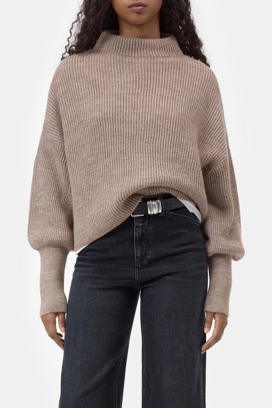 Closed Pull Opstaande Kraag Hazel Beige