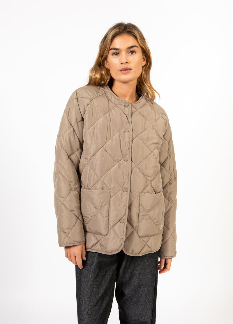 Coster Copenhagen Jas Asta Lange Mouwen Sand