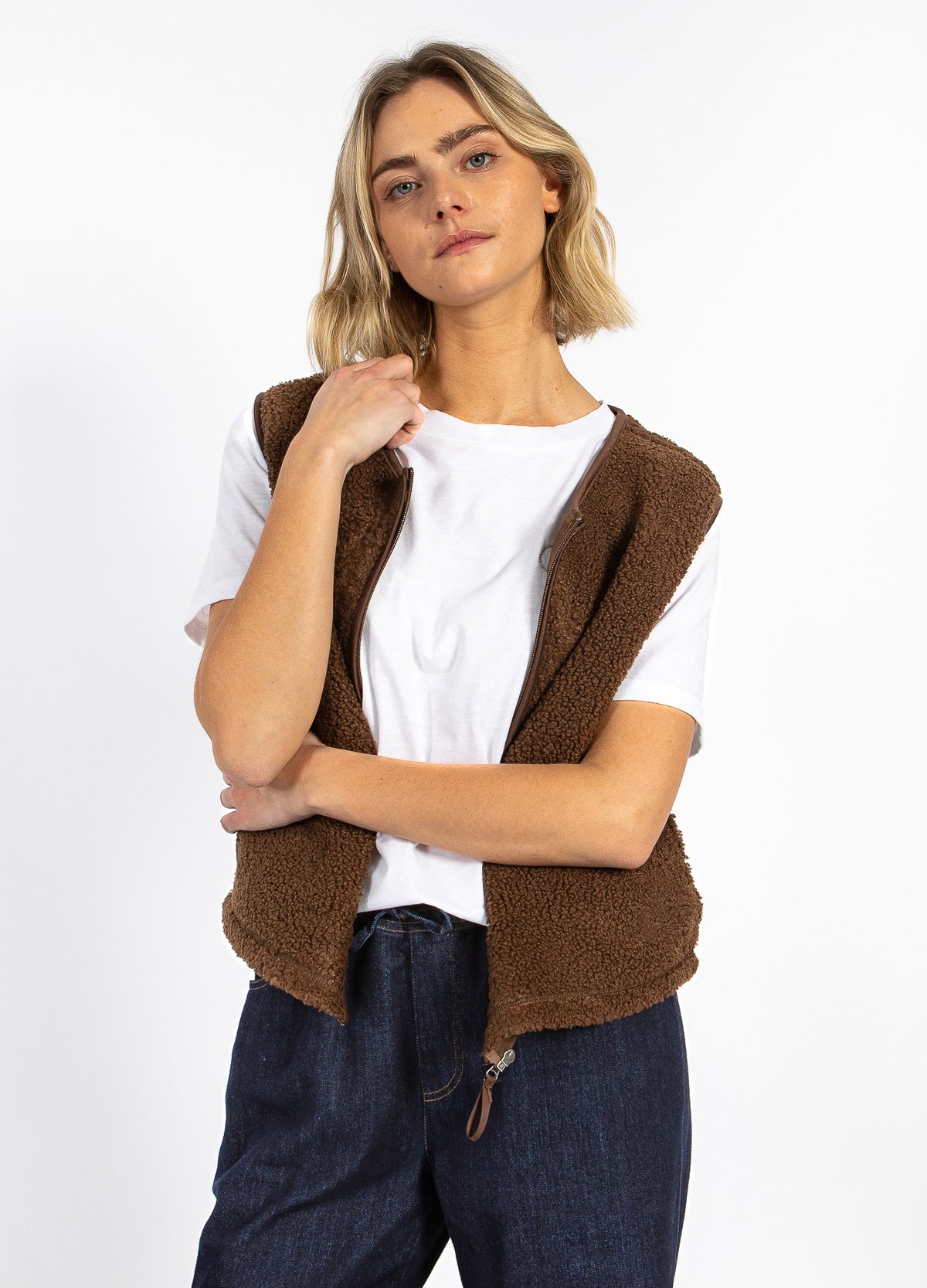 Coster Copenhagen Vest zonder Mouwen Jamie Chocolate