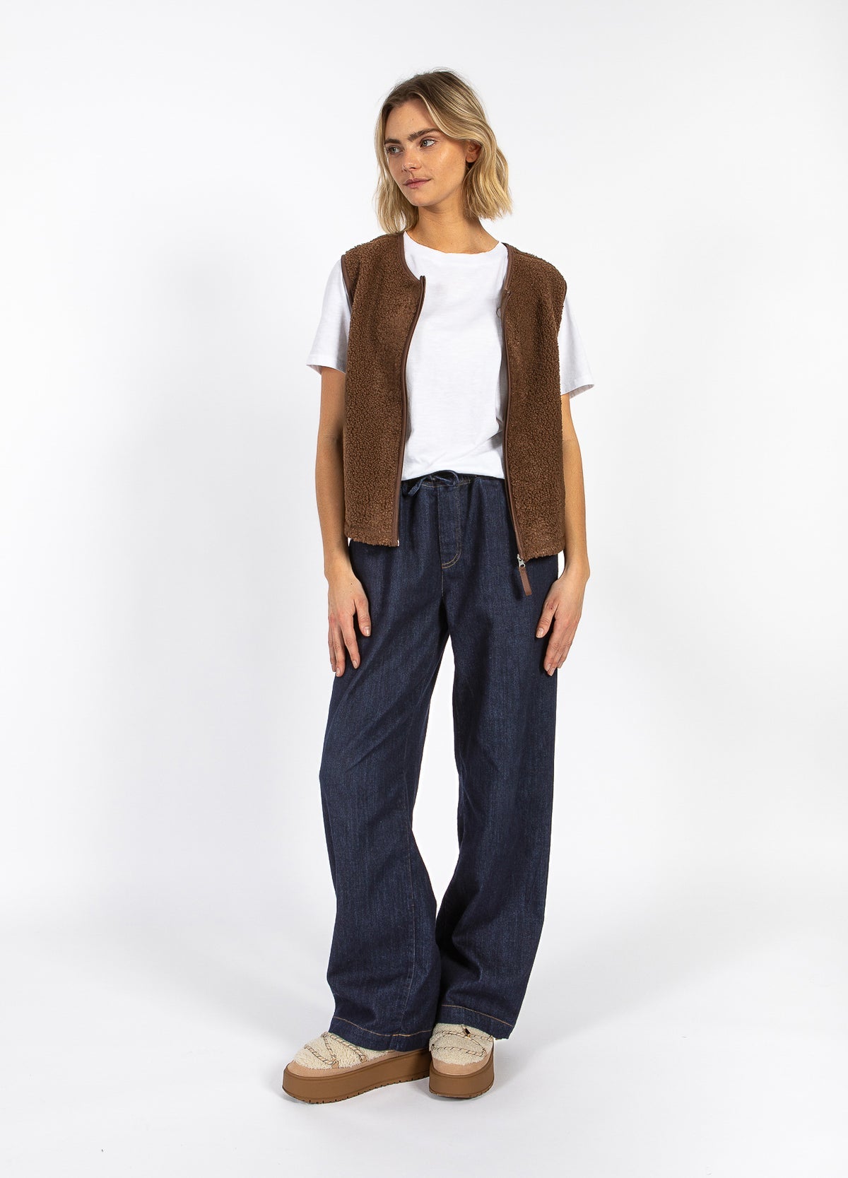 Coster Copenhagen Vest zonder Mouwen Jamie Chocolate