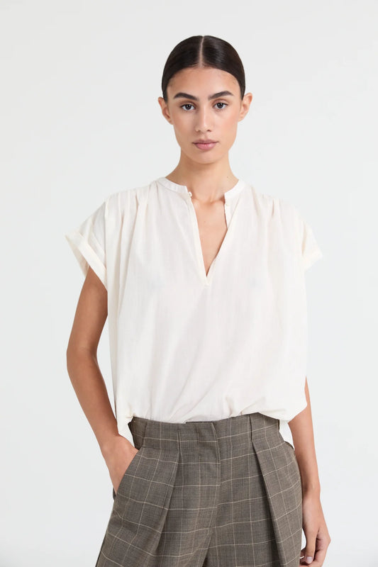 Liv The Label Bloes Yulia Buttercream