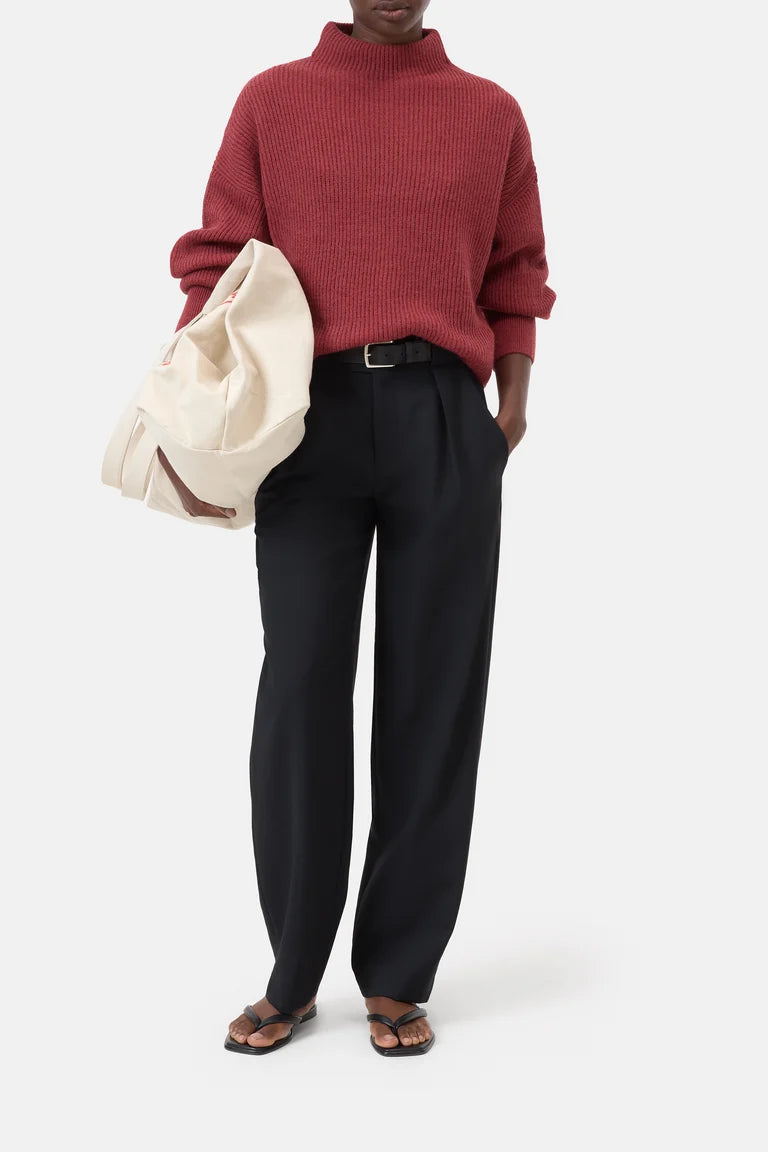 Closed Pull Opstaande Kraag Cherry Red