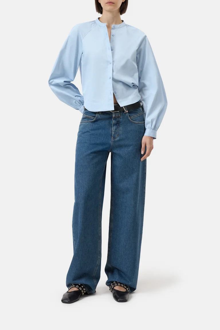 Closed Bloes Powder Blue