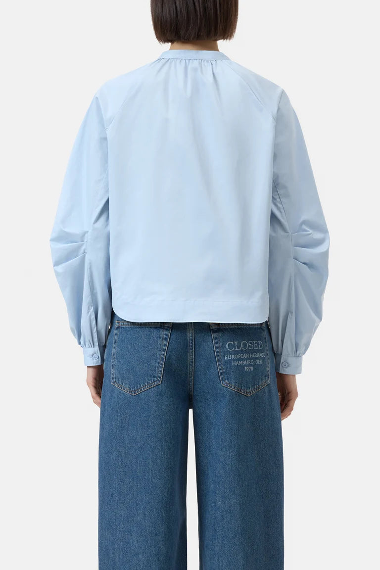 Closed Bloes Powder Blue