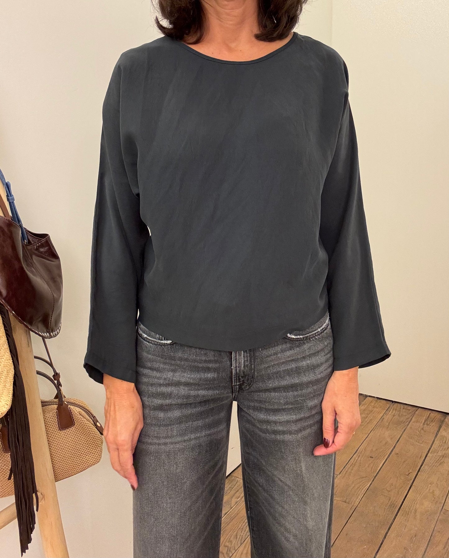 Liv The Label Bloes Barbara Black