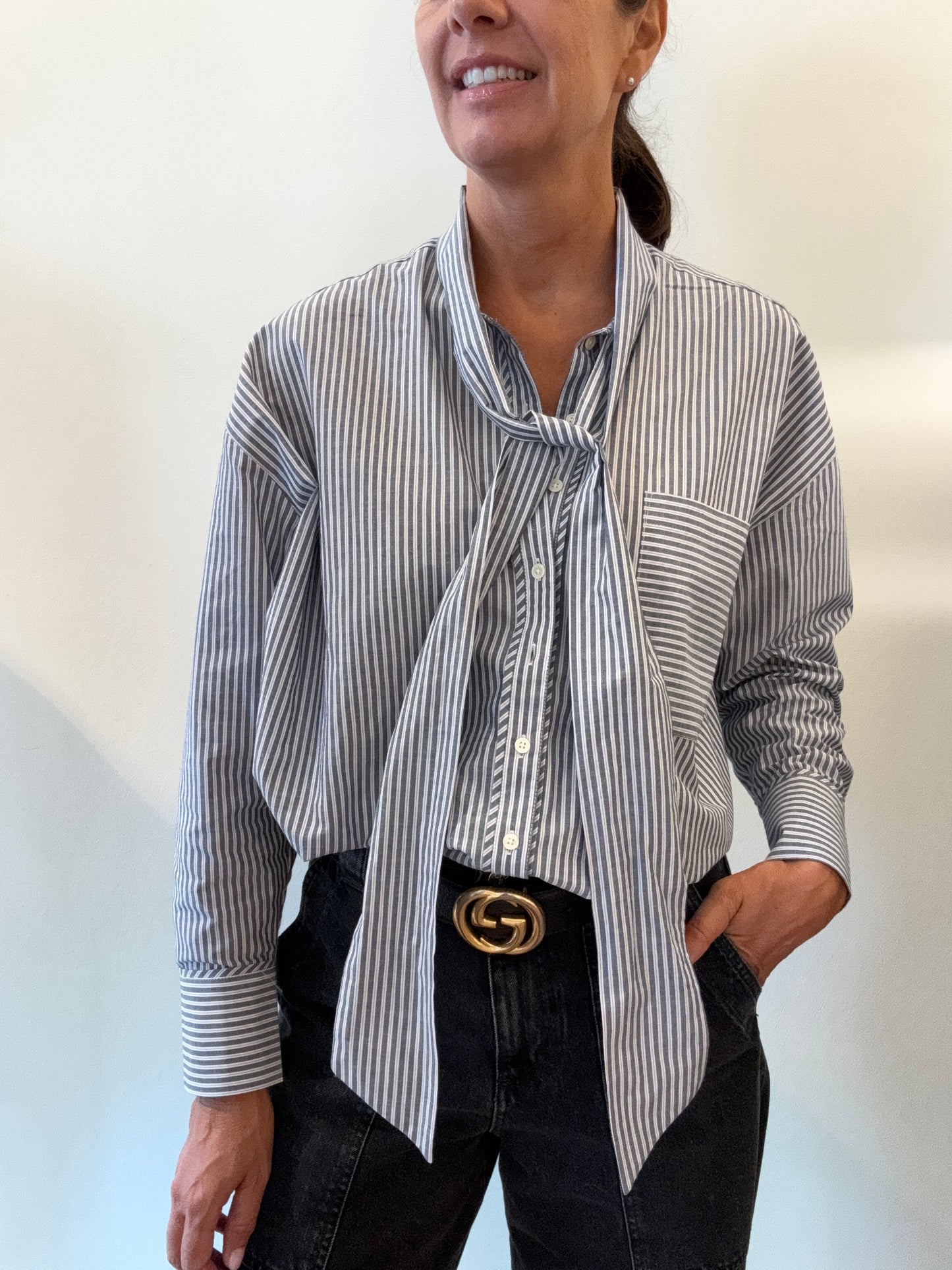 JCSophie Bloes Polo met Strik Streep Donker Blauw