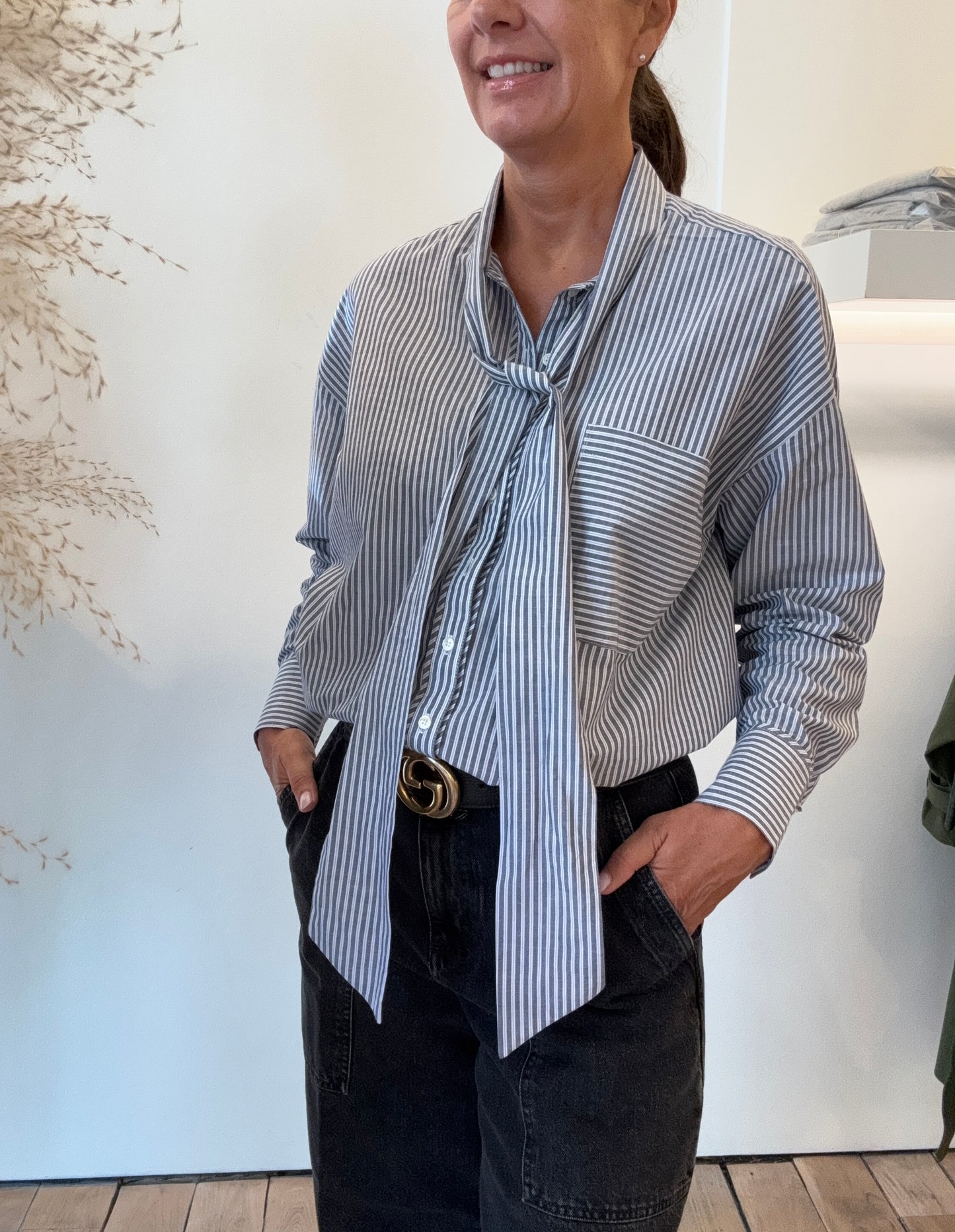 JCSophie Bloes Polo met Strik Streep Donker Blauw