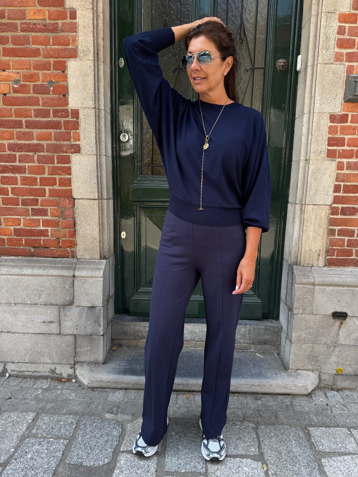 Minus Pull Dana Bat Sleeve Knit Black Iris Solid (donker blauw)