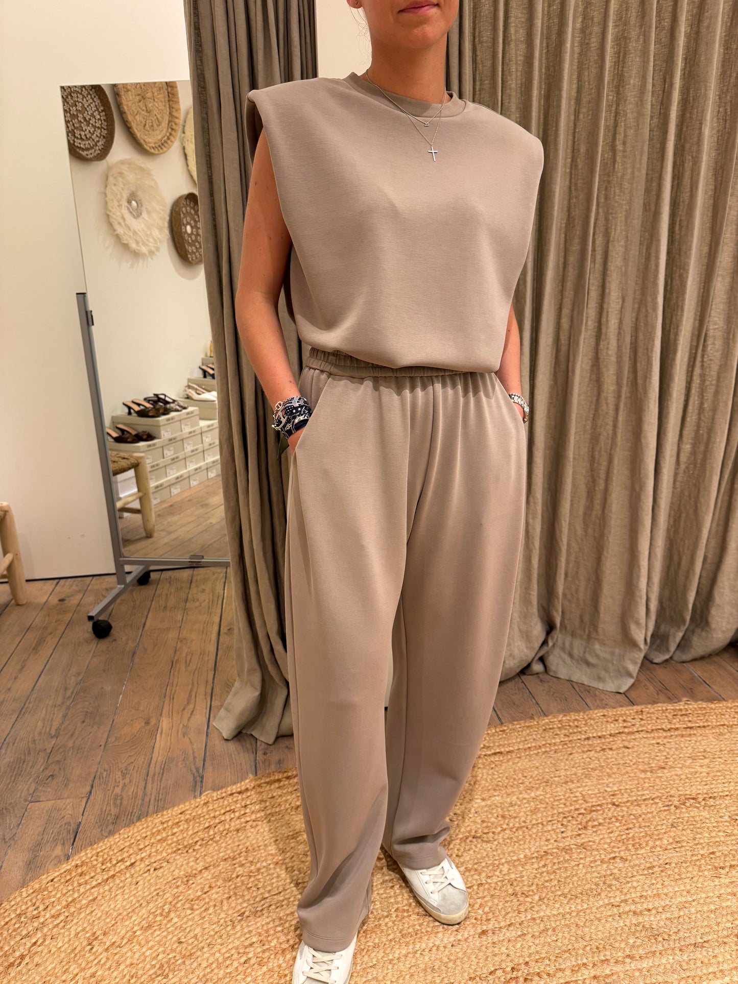 Eleh Top met Epauletten Grigio Fango