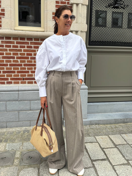 Janice Broek Dollar Beige Streep