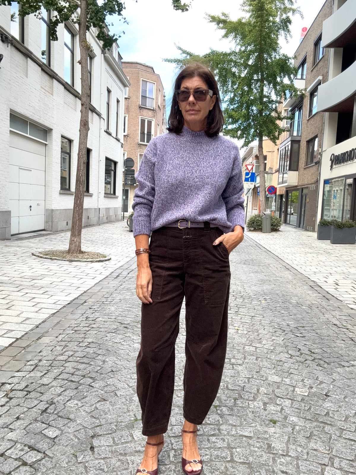 Closed Broek Rhannon Mahagony Brown