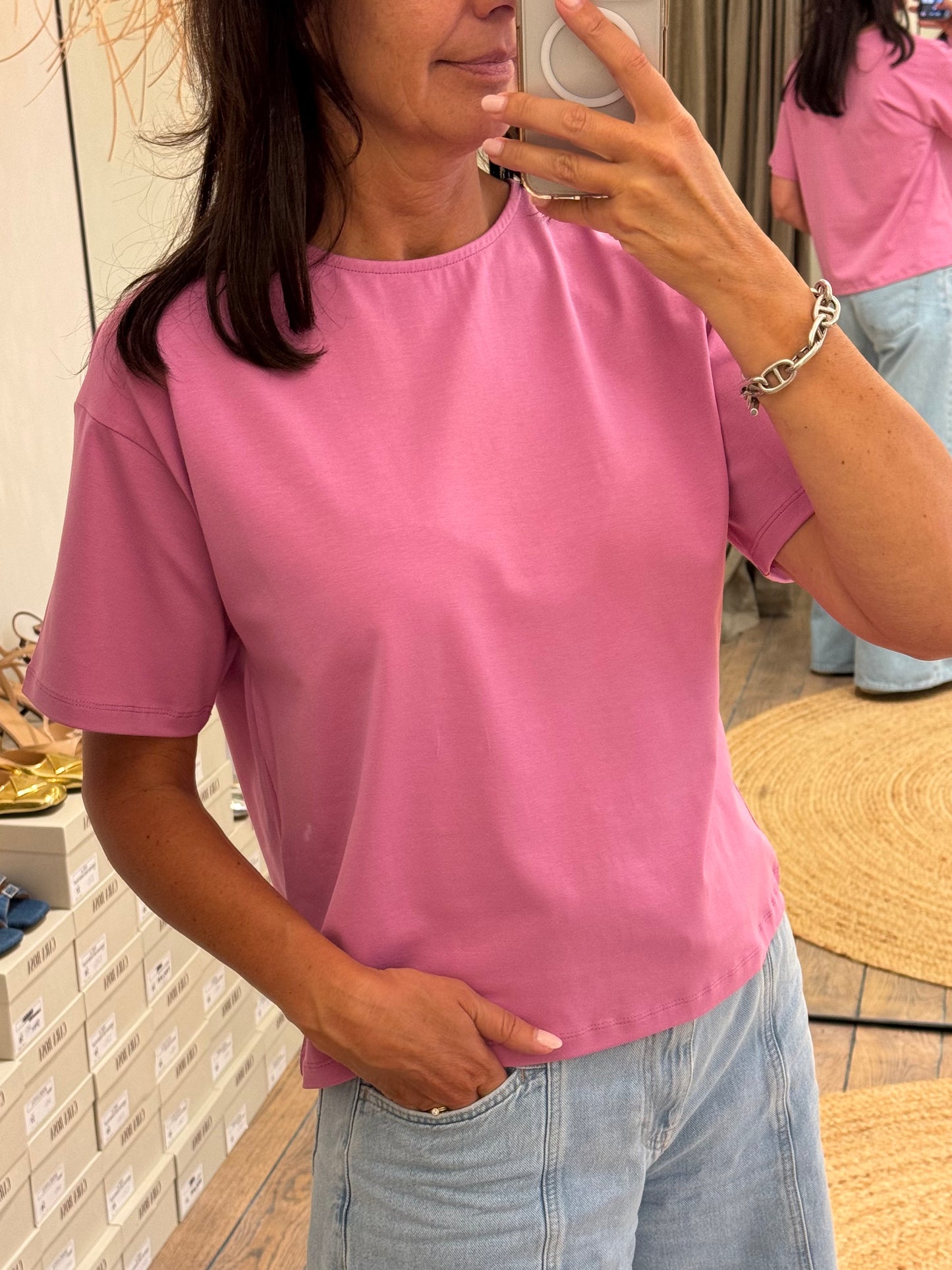 Re/Born T-Shirt Zoe Berry Pink