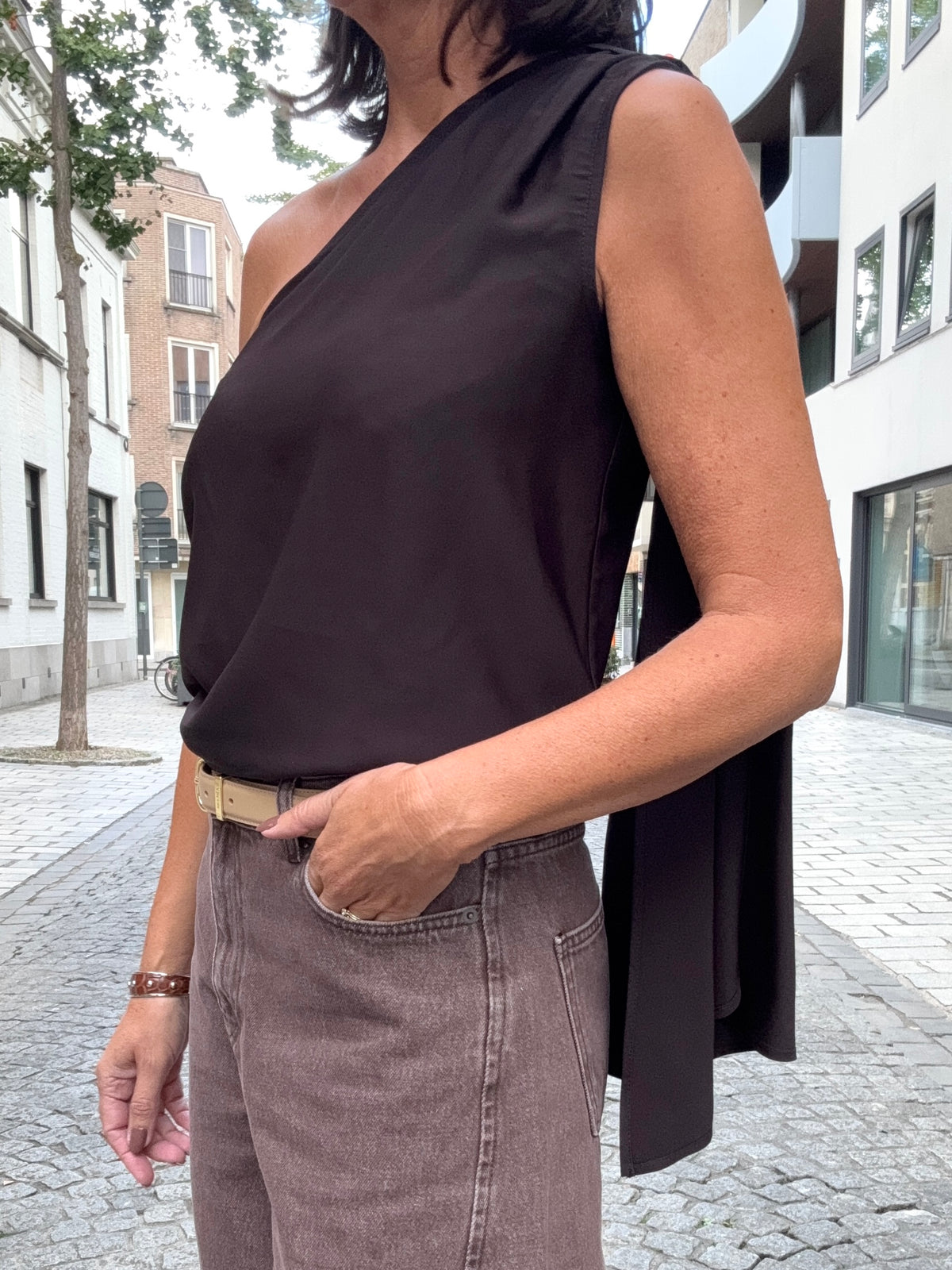 Liv The Label Top Lily Brown
