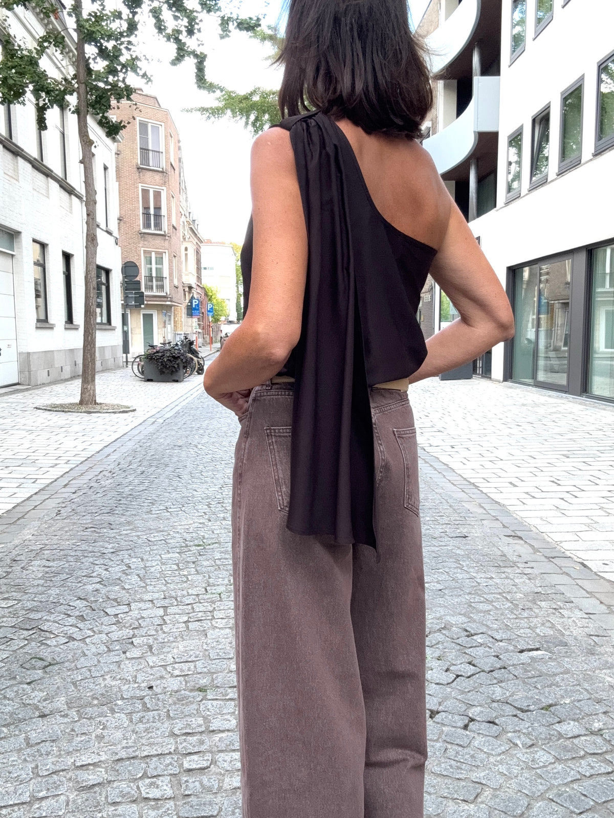 Liv The Label Top Lily Brown