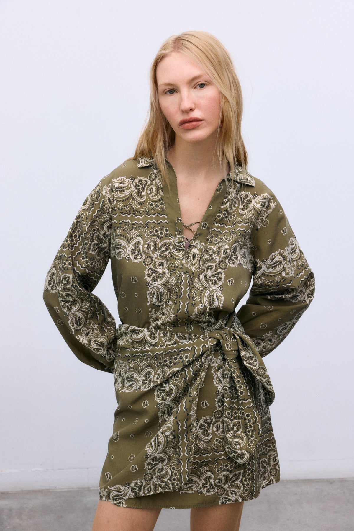 The New Society Rok Waterlily Bandana Print