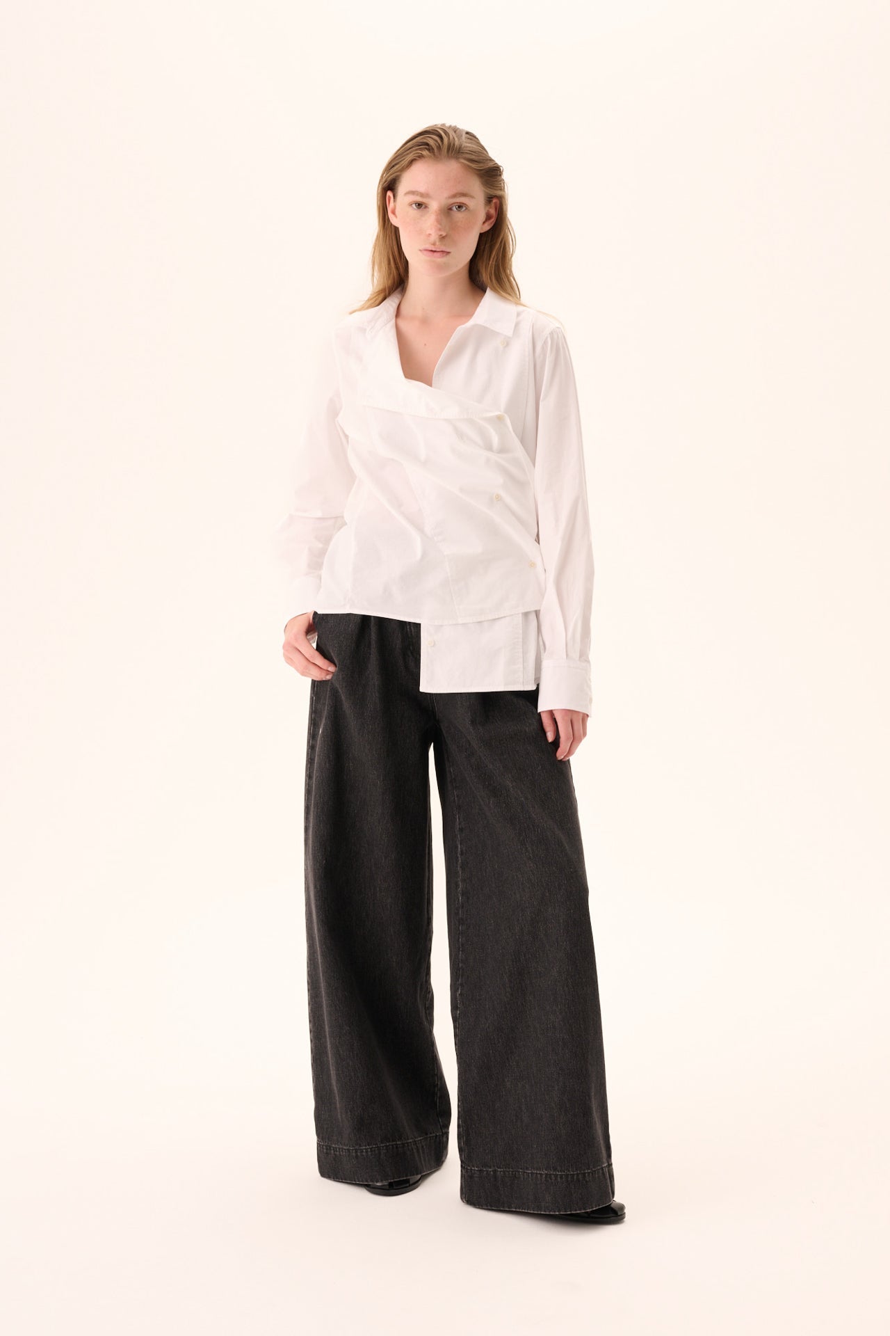 Rue de Tokyo Bloes Sparrow White