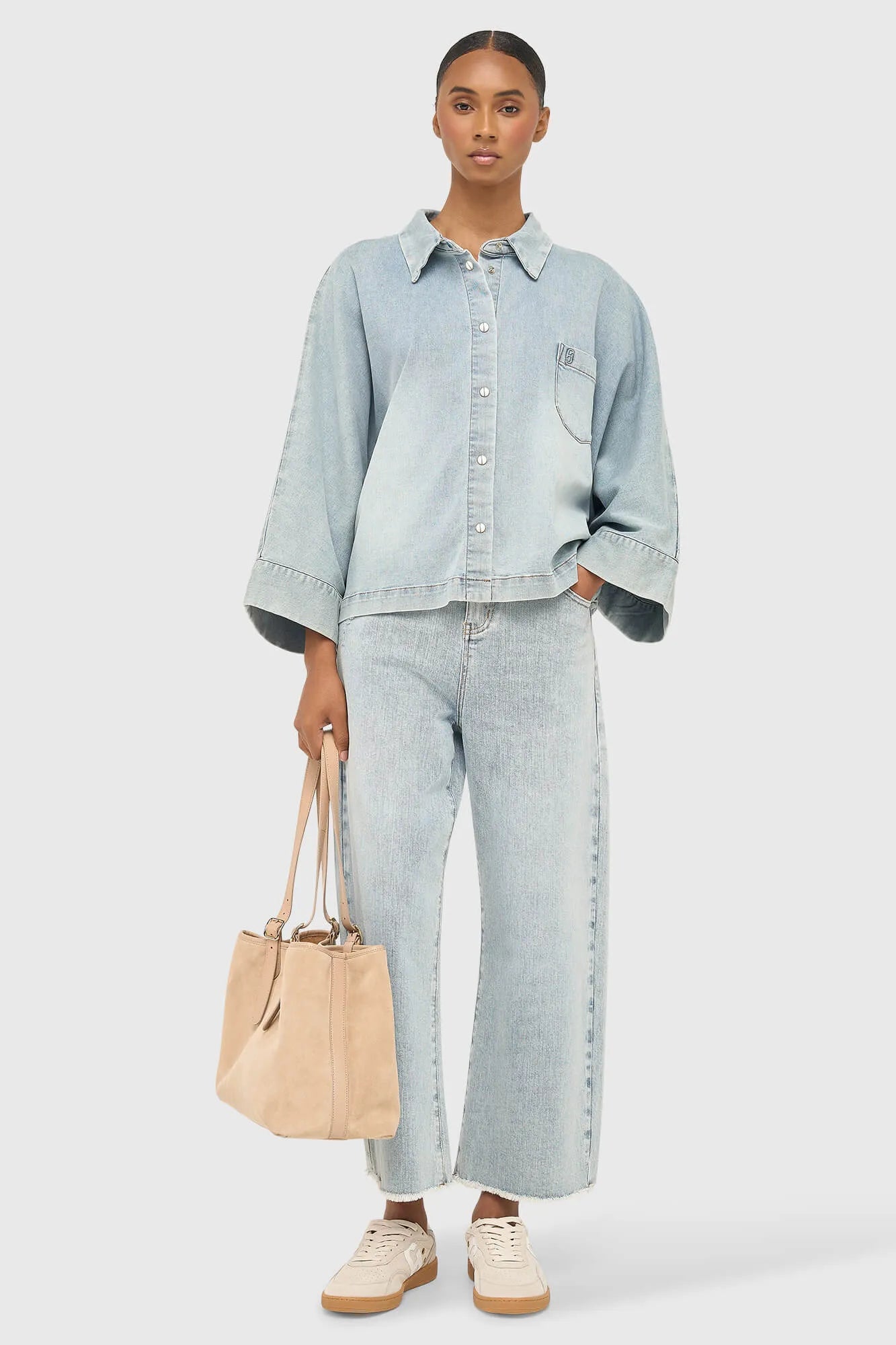 Janice Bloes Carl Blue 585