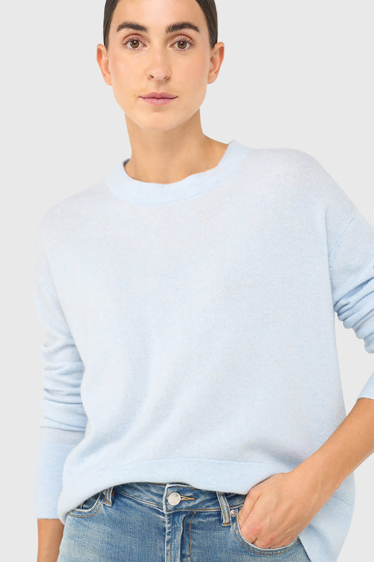 Janice Pull Matthew Licht Blauw