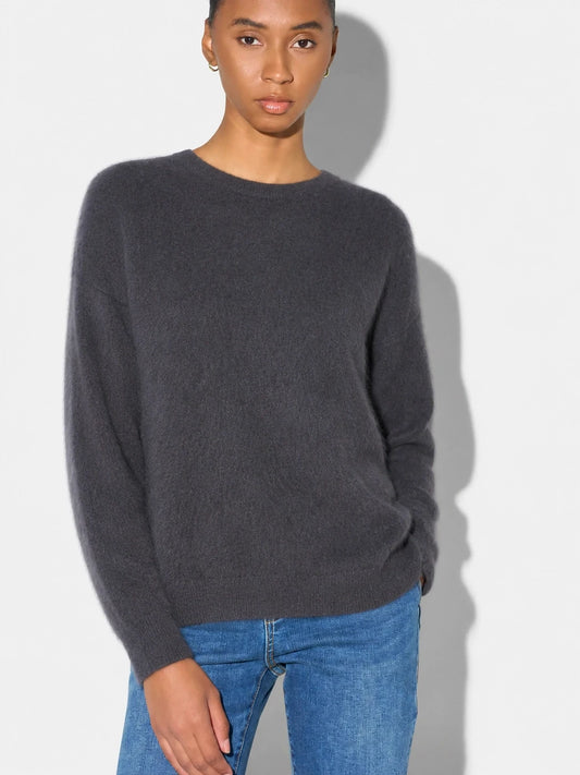 Janice Pull Eon Grey